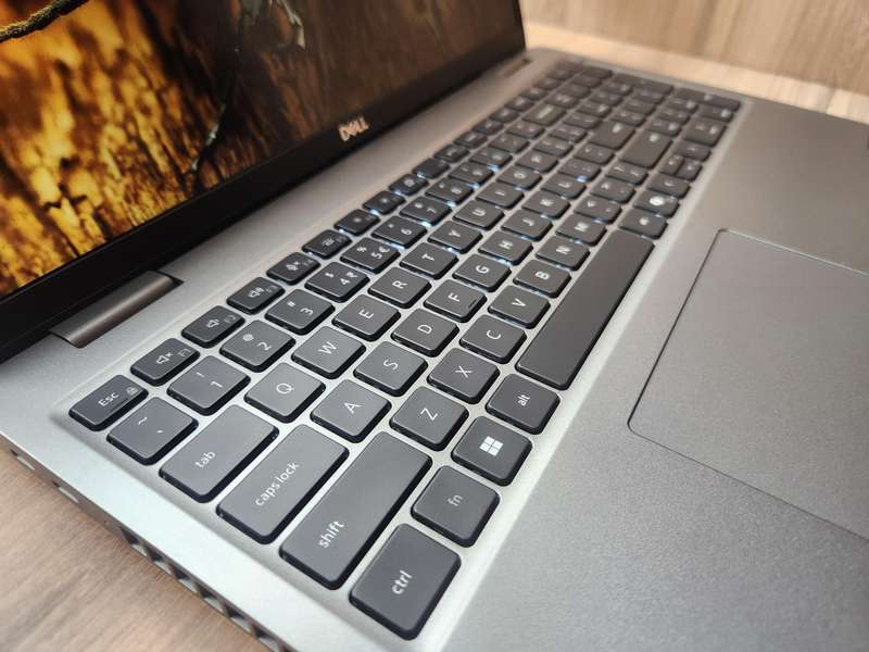 Dell Latitude 5550 Intel Core i5 13th Gen + Free Laptop Bag