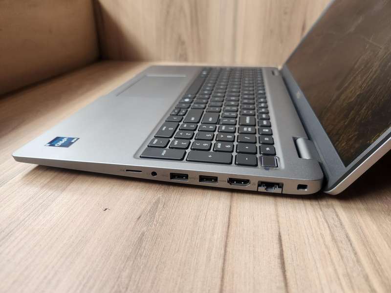 Dell Latitude 5550 Intel Core i5 13th Gen + Free Laptop Bag