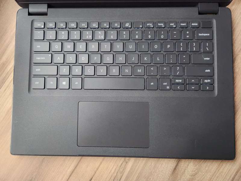 Dell Latitude 3410 Intel Core i7 10th Gen + Free Laptop Bag
