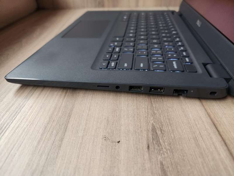 Dell Latitude 3410 Intel Core i7 10th Gen + Free Laptop Bag