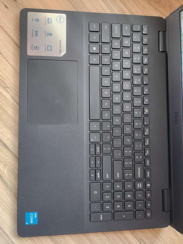 Dell Vostro 3500 11th Gen Intel Core i3 + Free Laptop Bag