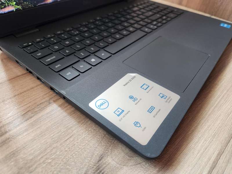 Dell Vostro 3500 11th Gen Intel Core i3 + Free Laptop Bag