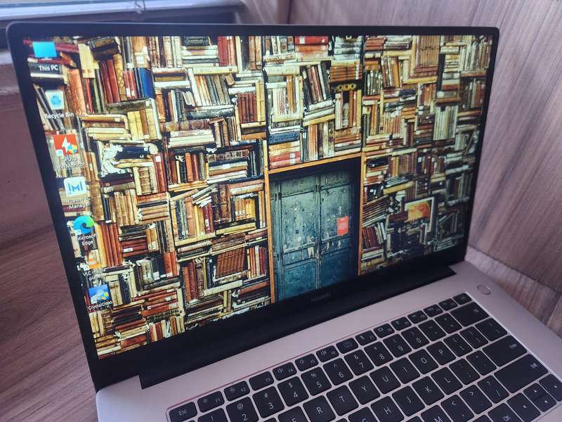 Huawei MateBook D15 Intel Core i3 + Free Laptop Bag