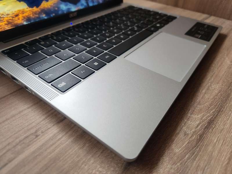 Acer Aspire Lite 14 Intel Notebook + Free Laptop Bag