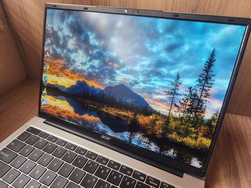 Acer Aspire Lite 14 Intel Notebook + Free Laptop Bag