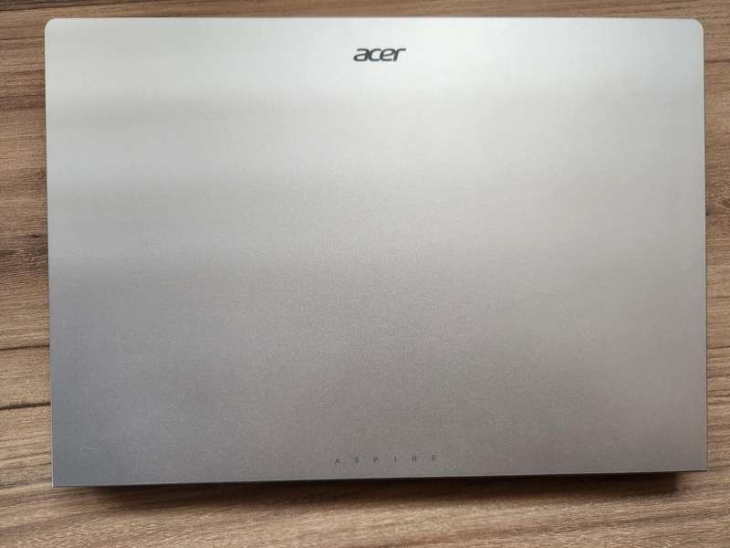 Acer Aspire Lite 14 Intel Notebook + Free Laptop Bag