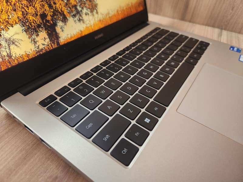Huawei MateBook D14 i5 11th Gen + Free Laptop Bag