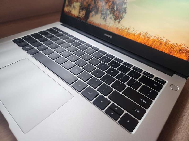 Huawei MateBook D14 i5 11th Gen + Free Laptop Bag