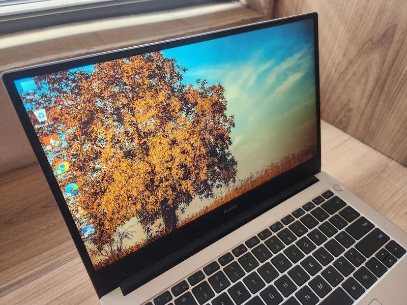 Huawei MateBook D14 i5 11th Gen + Free Laptop Bag