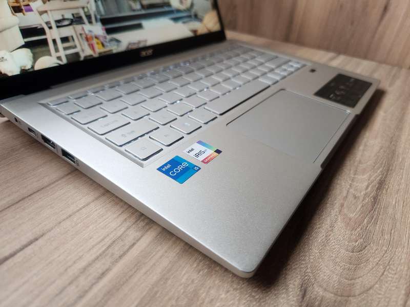Acer Swift 3 Intel Core i5 11th Gen + Free Laptop Bag