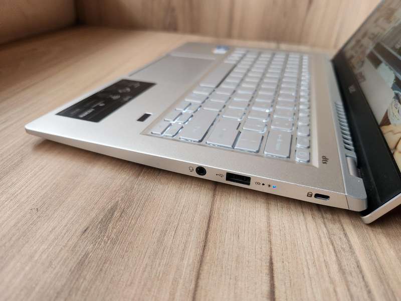 Acer Swift 3 Intel Core i5 11th Gen + Free Laptop Bag
