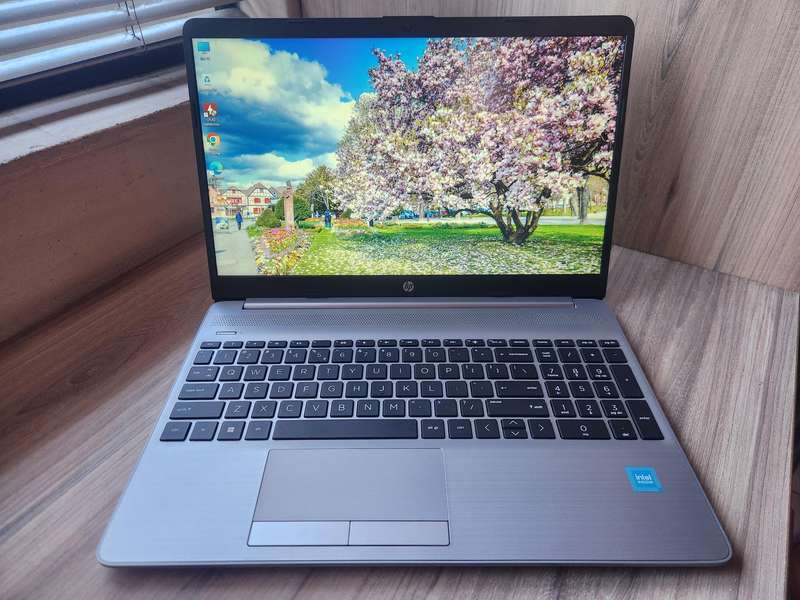HP Notebook 250 G9 Intel N4500 8GB RAM 256GB SSD Win 11