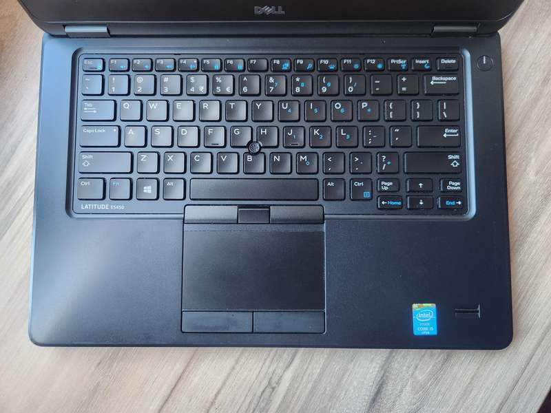 Dell latitude E5450 Intel Core i5 + Free Laptop Bag