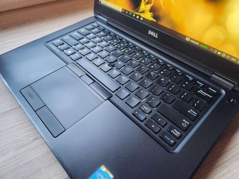 Dell latitude E5450 Intel Core i5 + Free Laptop Bag