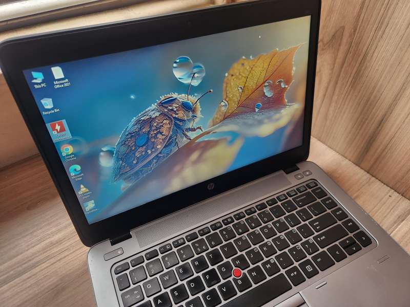 HP EliteBook 840 G2 Intel  Core i5 + Free Laptop Bag