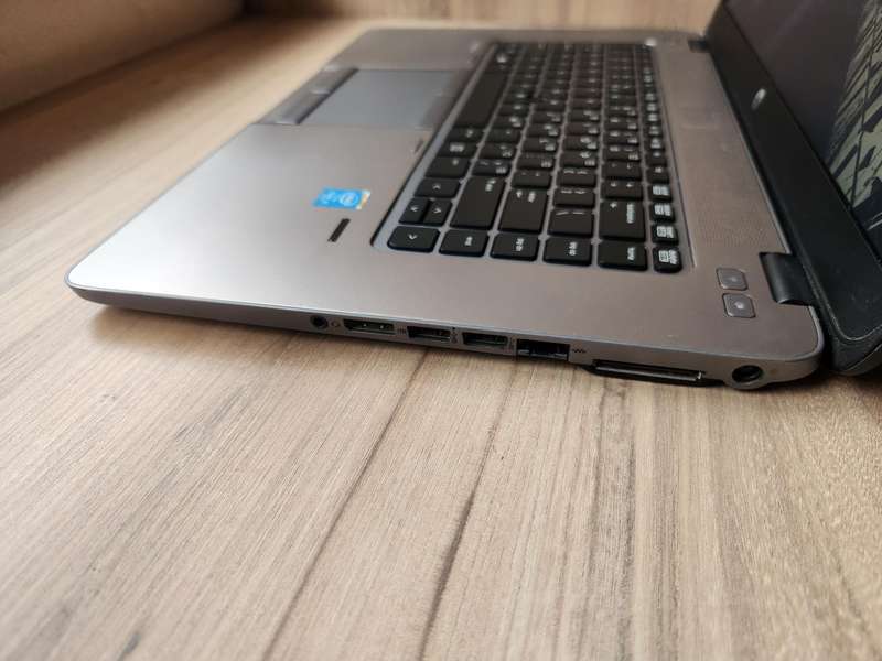 HP EliteBook 850 G2 Intel Core i5 + Free Laptop Bag