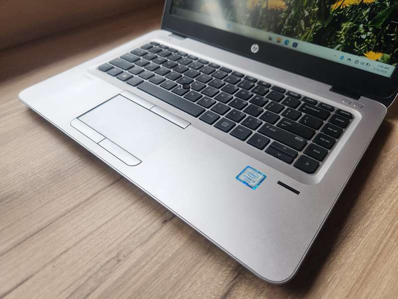 Hp Elitebook 840 G3 Intel Core i5 + Free Laptop Bag