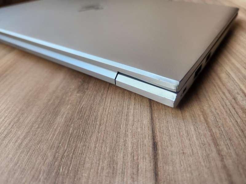 HP EliteBook 640 G10 Intel Core i5 13th Gen + Free Laptop Bag