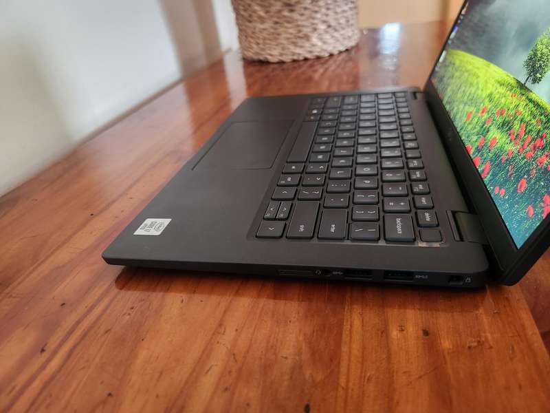 Dell Latitude 7410 i7 10th Gen Touchscreen + Free Laptop Bag