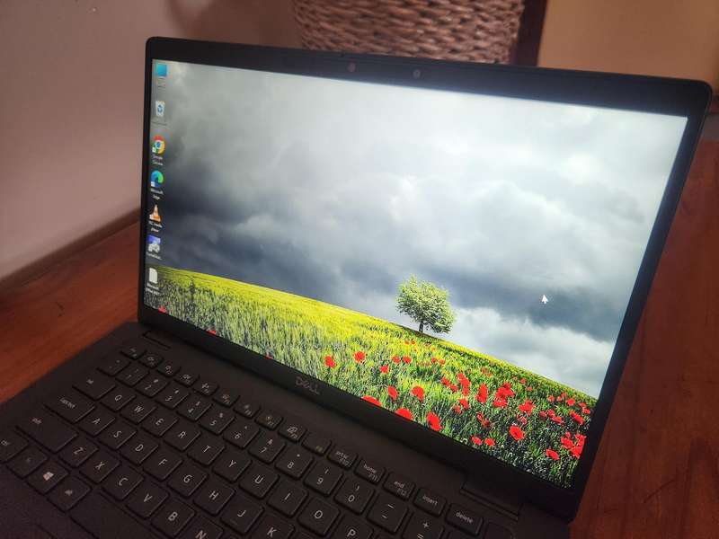 Dell Latitude 7410 i7 10th Gen Touchscreen + Free Laptop Bag