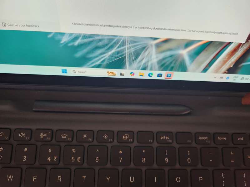 Dell Latitude 7320 Detachable Intel Core I5 + Free Laptop Bag