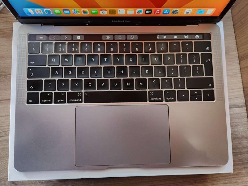 2017 13-inch MacBook Pro, Touch Bar with four Thunderbolt 3 ports