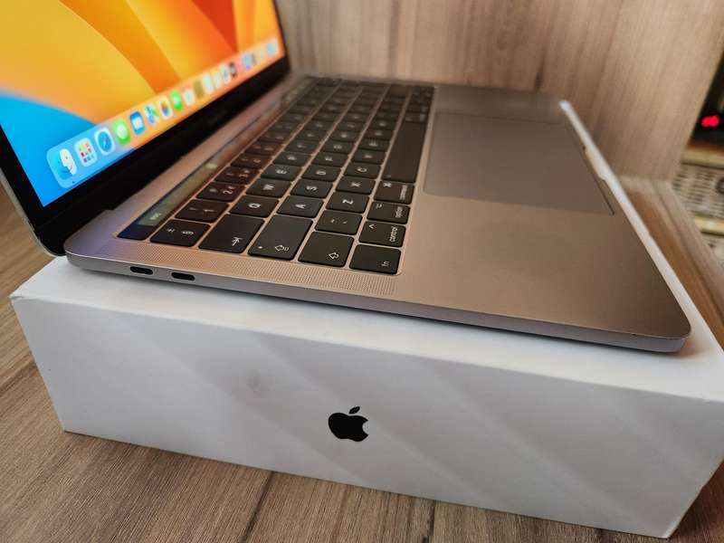 2017 13-inch MacBook Pro, Touch Bar with four Thunderbolt 3 ports
