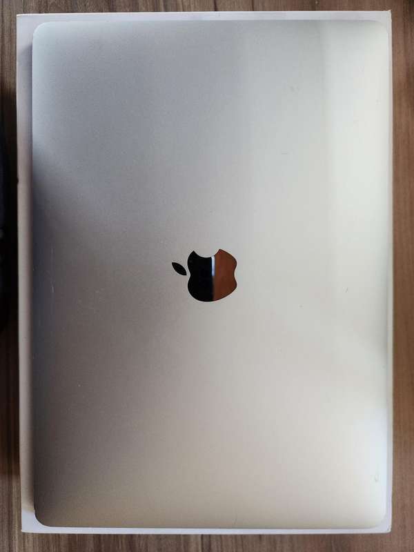 2017 13-inch MacBook Pro, Touch Bar with four Thunderbolt 3 ports