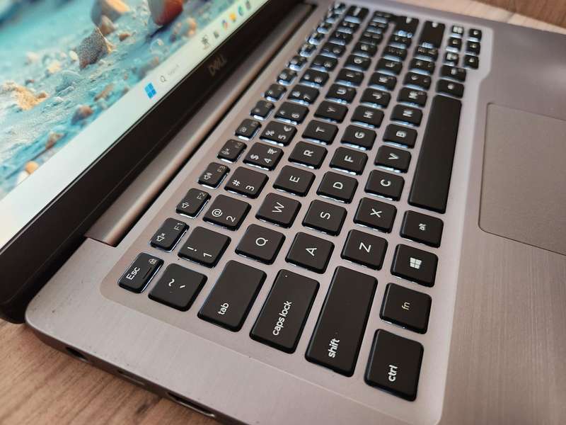Dell Latitude 7400 Intel Core I7 Touchscreen + Free Laptop Bag