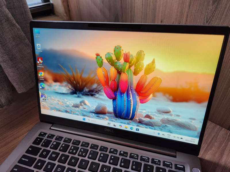 Dell Latitude 7400 Intel Core I7 Touchscreen + Free Laptop Bag
