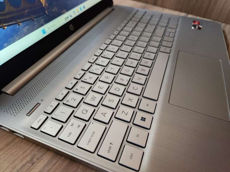HP Laptop 15s-eq1xxx AMD Ryzen 3 + Free Laptop Bag