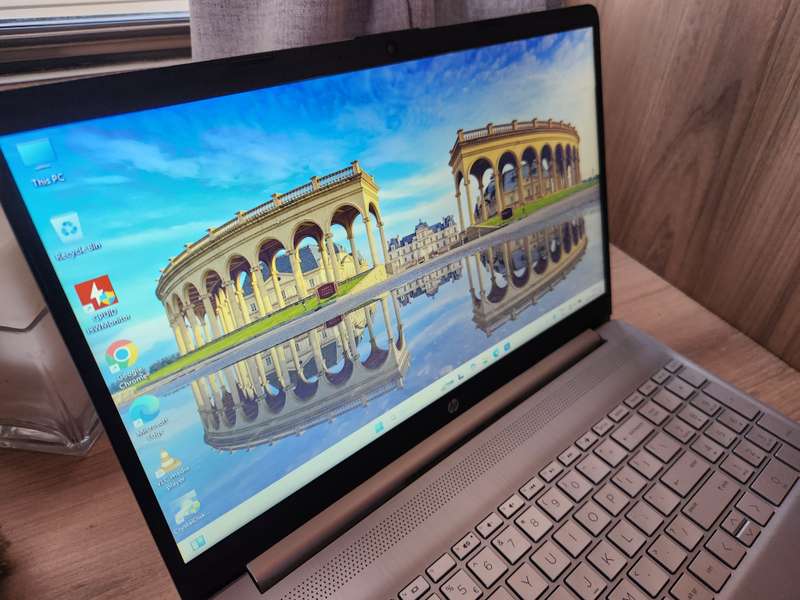 HP Laptop 15s-eq1xxx AMD Ryzen 3 + Free Laptop Bag