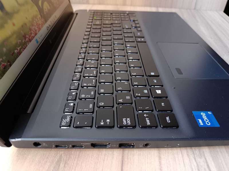 Toshiba Dynabook Tecra I7 11th Gen + Free Laptop Bag