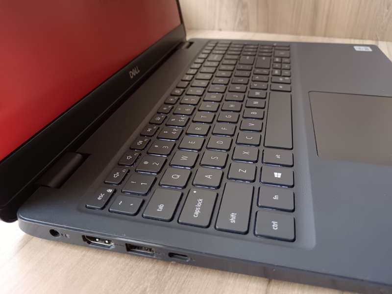 Dell Latitude 3510 Touchscreen Intel Core i5 + Free Laptop Bag
