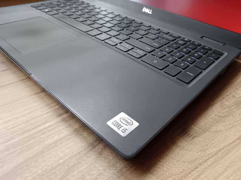 Dell Latitude 3510 Touchscreen Intel Core i5 + Free Laptop Bag