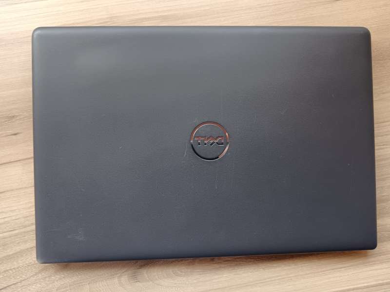 Dell Latitude 3510 Touchscreen Intel Core i5 + Free Laptop Bag
