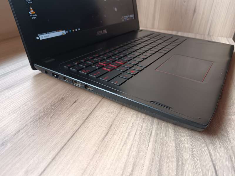 ASUS FX502VM Intel Core i7-7700HQ + Free Laptop Bag