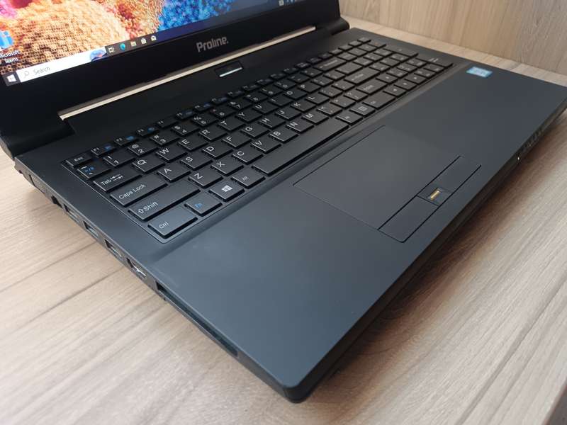 Proline N350DV Intel Core I7-6700T Notebook