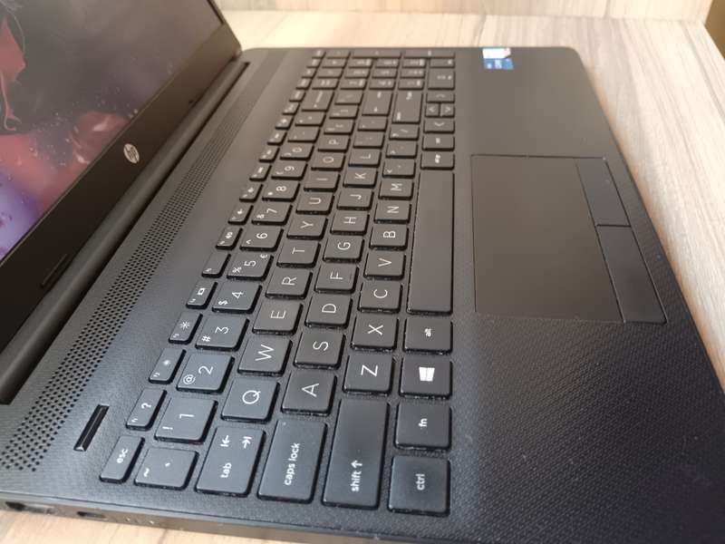 Hp laptop 15-dw3xxx Intel Core i7 11th Gen + Free Laptop Bag