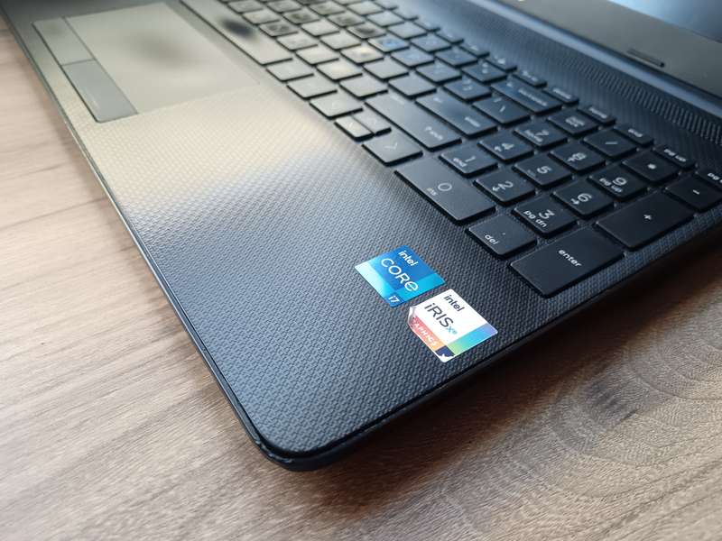 Hp laptop 15-dw3xxx Intel Core i7 11th Gen + Free Laptop Bag
