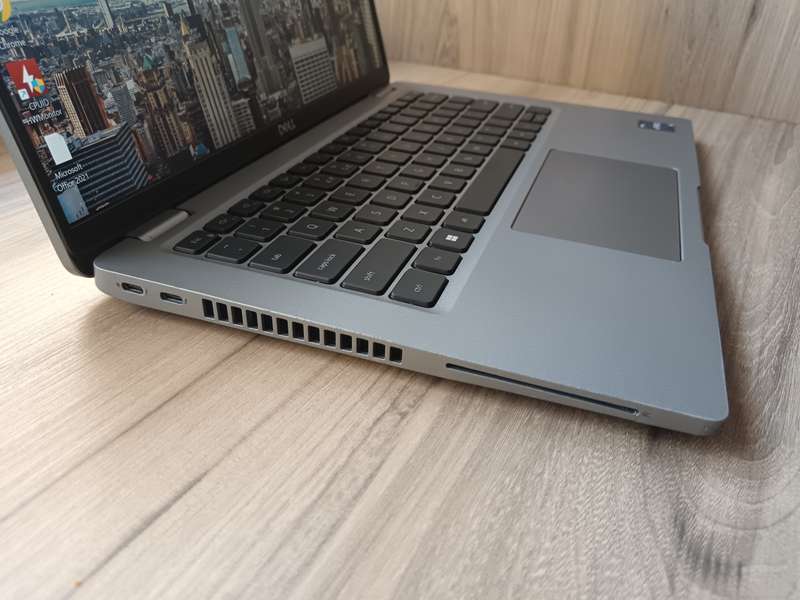 Dell Latitude 5430 i5 12th Gen + Free Laptop Bag