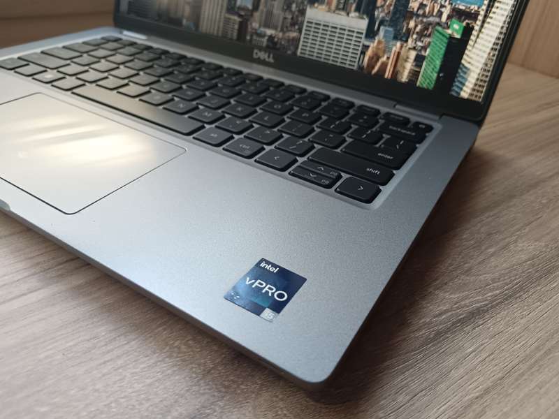 Dell Latitude 5430 i5 12th Gen + Free Laptop Bag