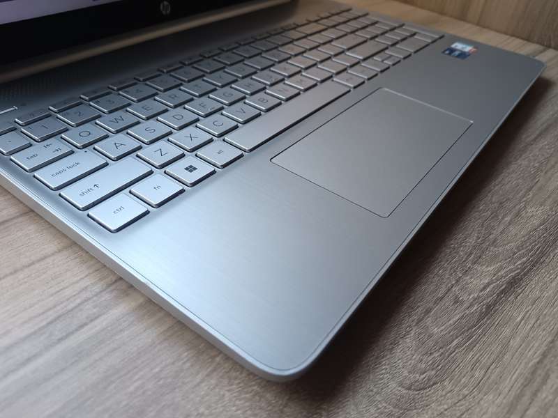 Hp laptop 15s-fq4xxx Intel Core i7 11th Gen + Free Laptop Bag