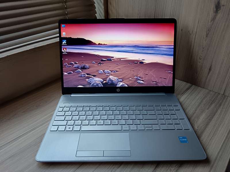 Hp laptop 15-dw3xxx Intel Core i3 11th Gen + Free Laptop Bag
