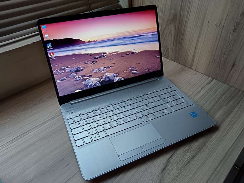 Hp laptop 15-dw3xxx Intel Core i3 11th Gen + Free Laptop Bag
