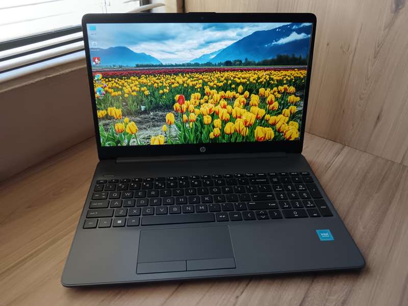 HP 250 G9 15.6` Celeron N4500 8GB RAM 256GB SSD Win 11