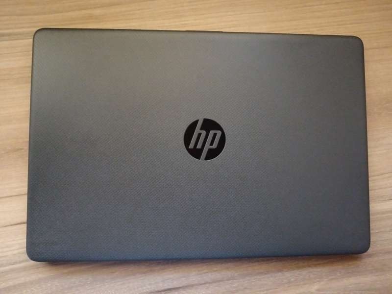 HP 250 G9 15.6` Celeron N4500 8GB RAM 256GB SSD Win 11