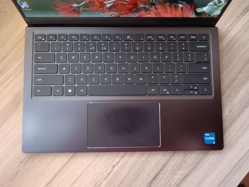 Dell Vostro 5410 Intel Core I5 + Free Laptop Bag
