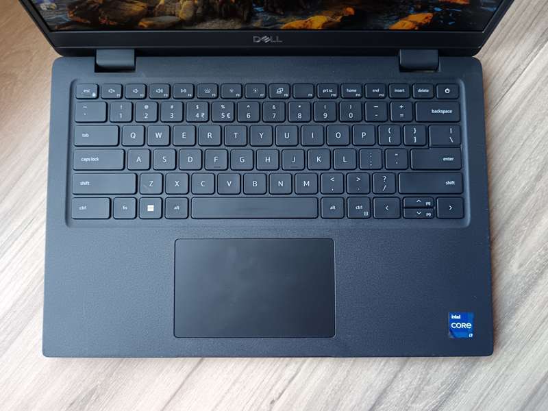 Dell Latitude 3420 Intel Core i7 11th Gen + Free Laptop Bag