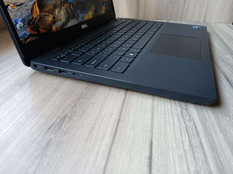 Dell Latitude 3420 Intel Core i7 11th Gen + Free Laptop Bag